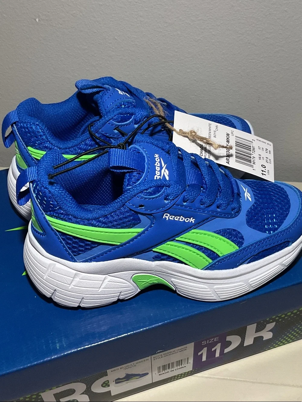 Reebok bright blue